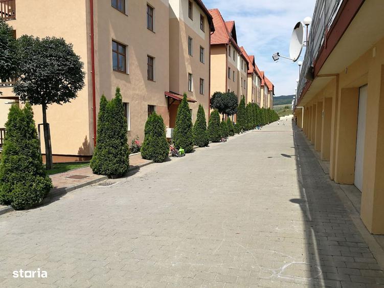 Apartament superfinisat 100 mp + garaj - 4