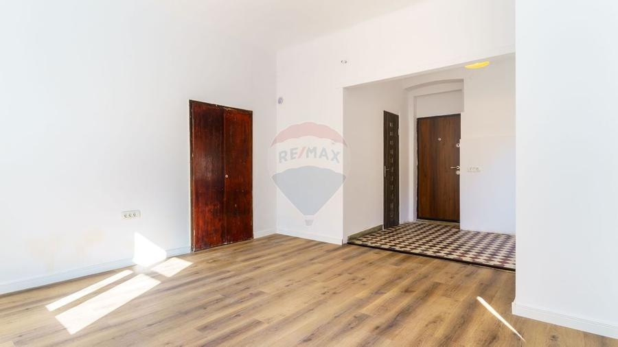 Apartament cu 1 camera de vânzare in zona centrala, strada Pitești - 4