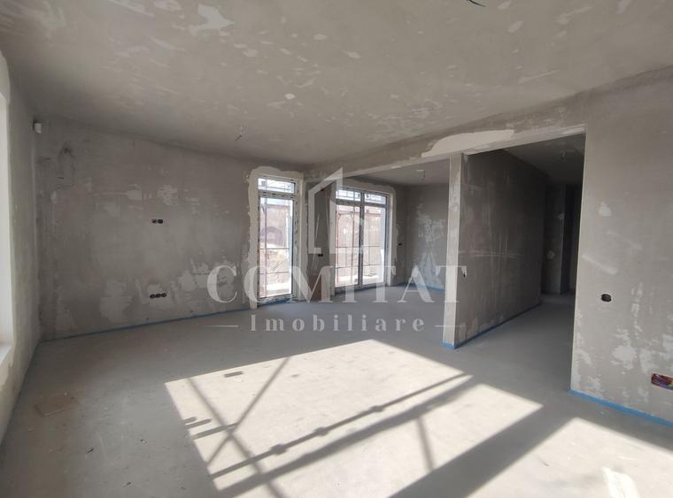 Casa tip Duplex | 244 mp | Dambu Rotund - 1