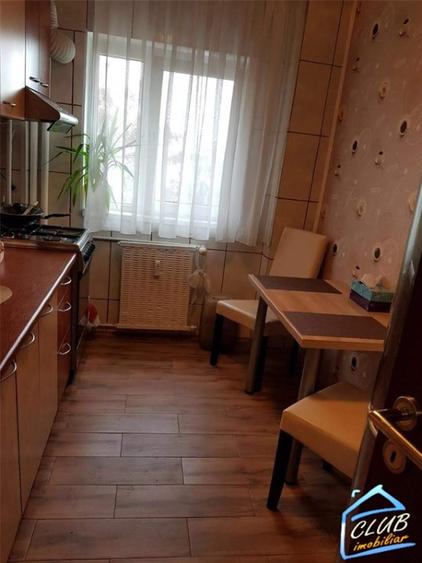 Apartament 2 camere in zona Ion Mihalache, Turda - 1