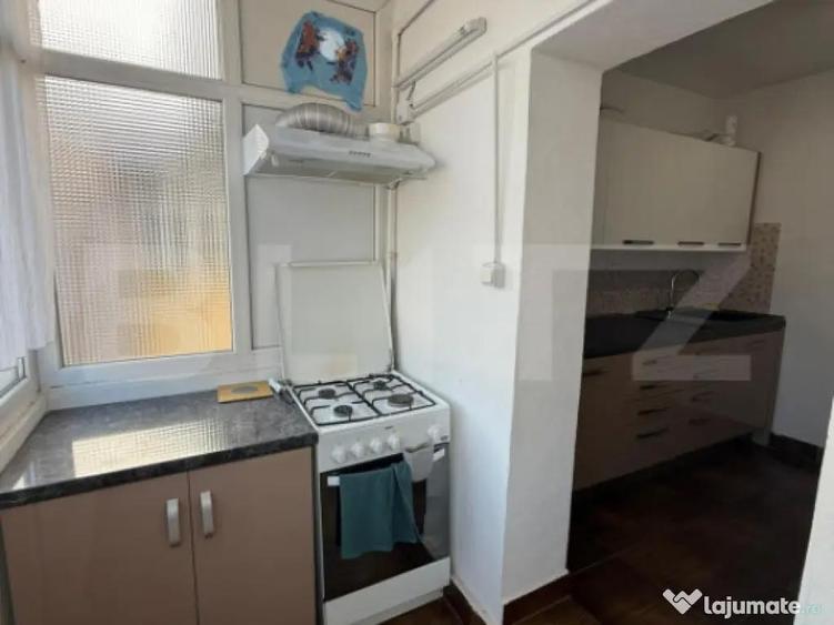 Apartament cu 2 camere, decomandat, Corneliu Coposu - 2