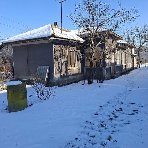 Casa batrineasca de vinzare - 6