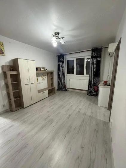 Apartament 3 camere, 51.50 mp, zona Mihai Bravu Ploie?ti - 4
