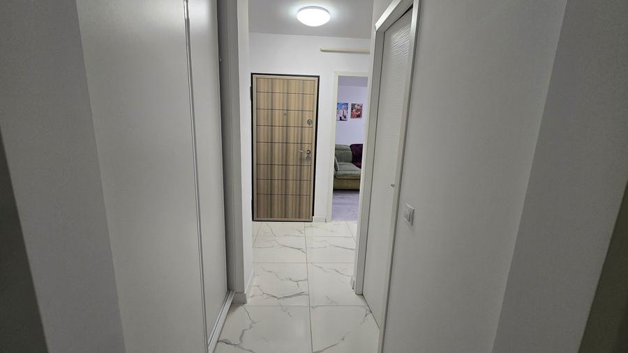 Inchiriez apartament 2 camere et.1 - 5