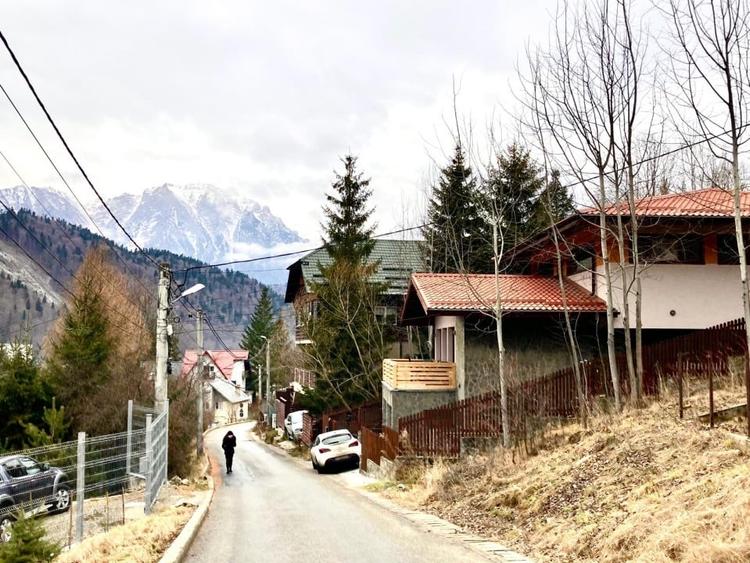 Vila spatioasa -7 camere-vedere panoramica-Azuga - 3