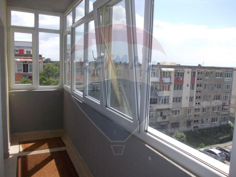 Apartament cu 2 camere de închiriat în zona Craiovita Noua - 11
