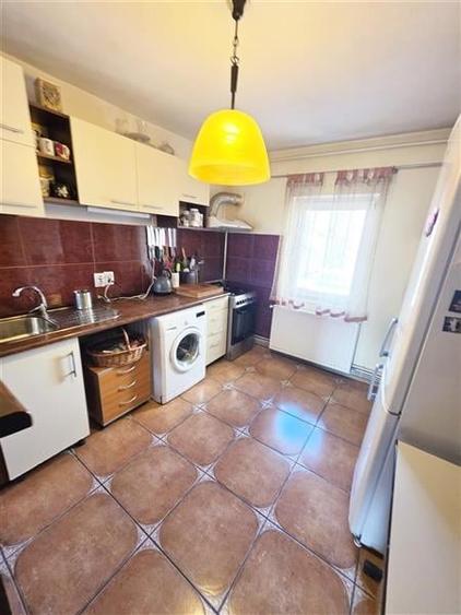 Apartament 4 camere, zona Racadau - 3