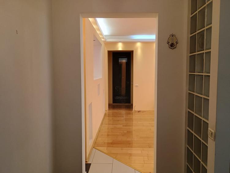 Victoriei 3 camere mobilat si renovat - 10