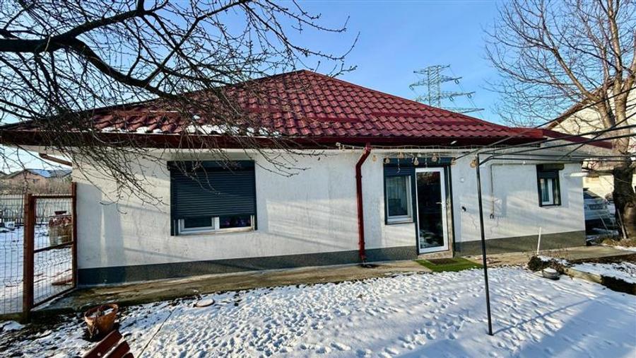 Apartament cu 2 camere de vanzare - 1