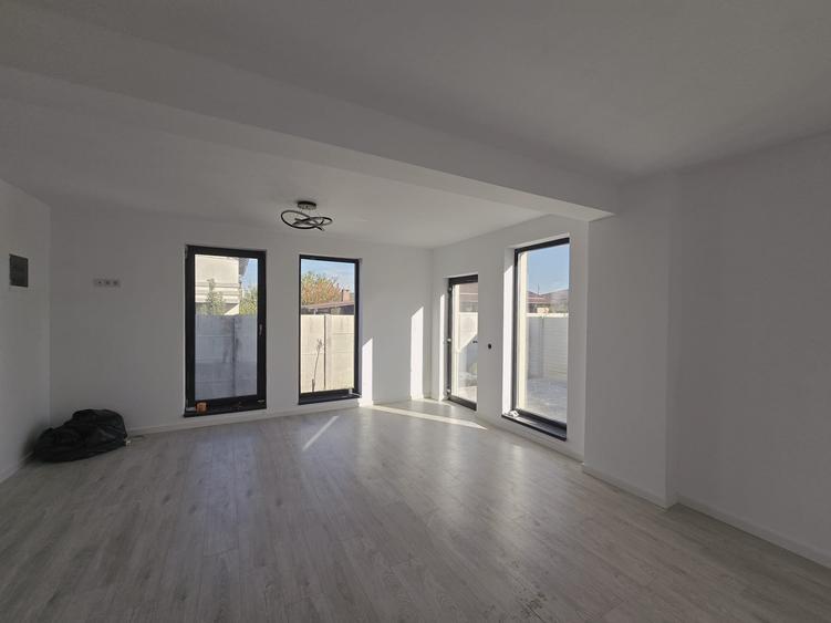 Vila individuala - 4 camere - 2 bai - pod-pompa de caldura-incalzire pardoseala - 2