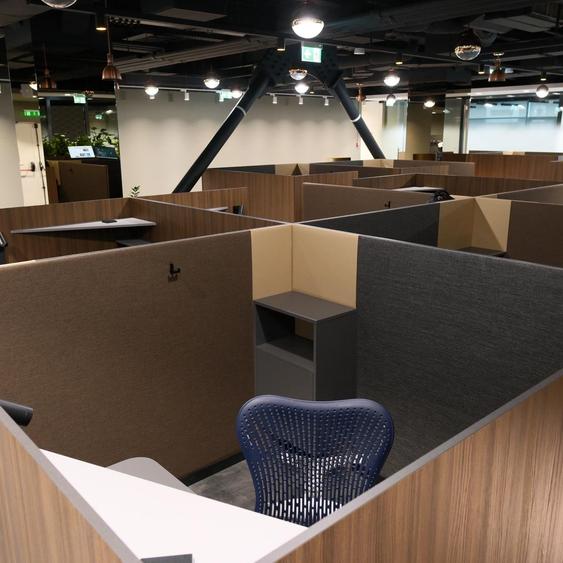 Spațiu de birou individual modern - 3