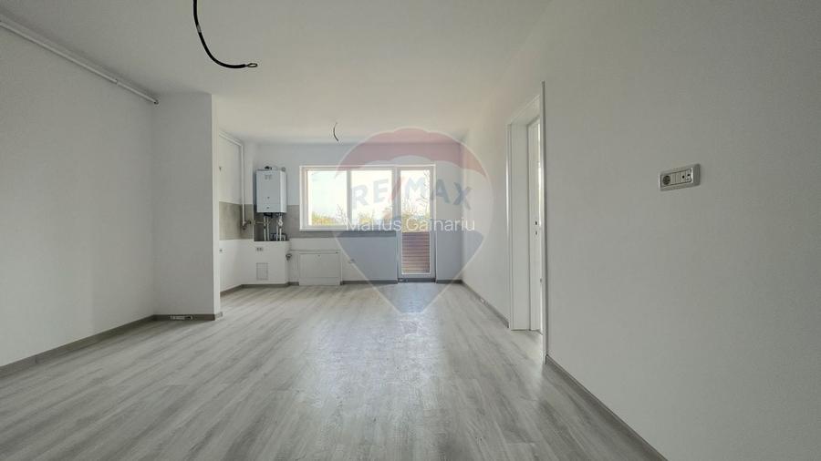 Apartament cu 2 camere semidecomandat în 13 Decembrie Apartament cu 2 camere semidecomandat în 13 Decembrie