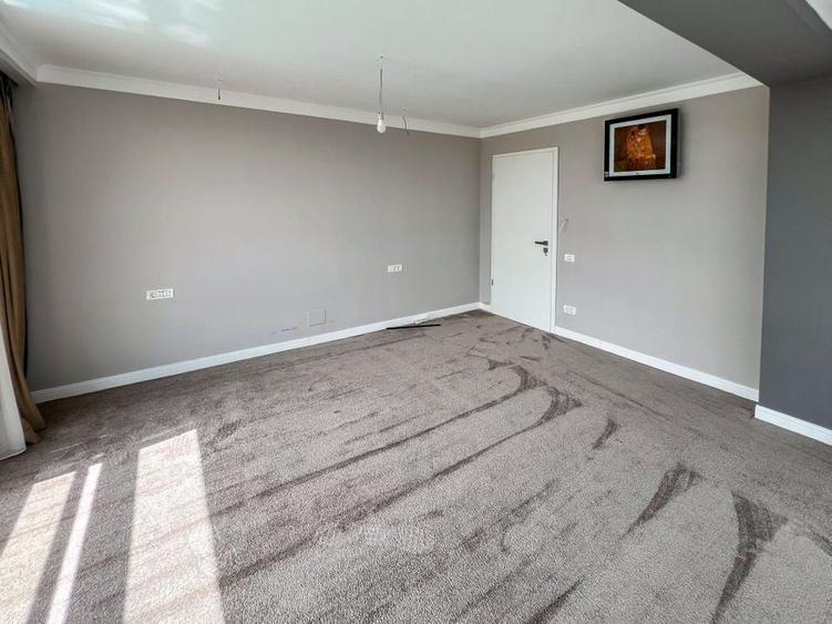 Ready to move  |  Vila premium cu piscina și jacuzzi încălzite - 43