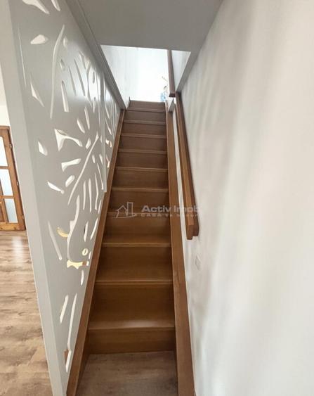 Casa spatioasa si bine compartimentata in Cantemir loc... - 2