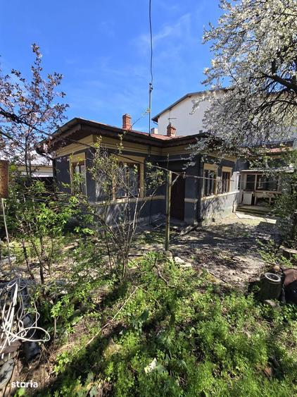 CASA DE VANZARE CU 3 CAMERE IN ZONA BUCURE?TI-NOI SEC.1 - 4