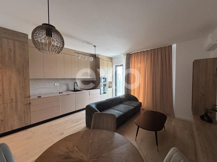 Apartament cu 3 camere decomandat, mobilat în Pipera
