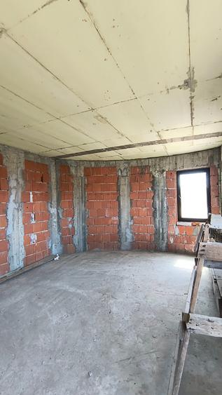 Vând casă 300 mp, rate la proprietar, avans 40% - 10