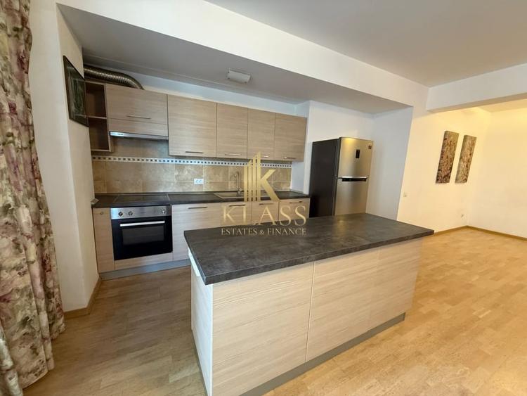 De vanzare apartament decomandat cu 4 camere  in Baneasa - 1