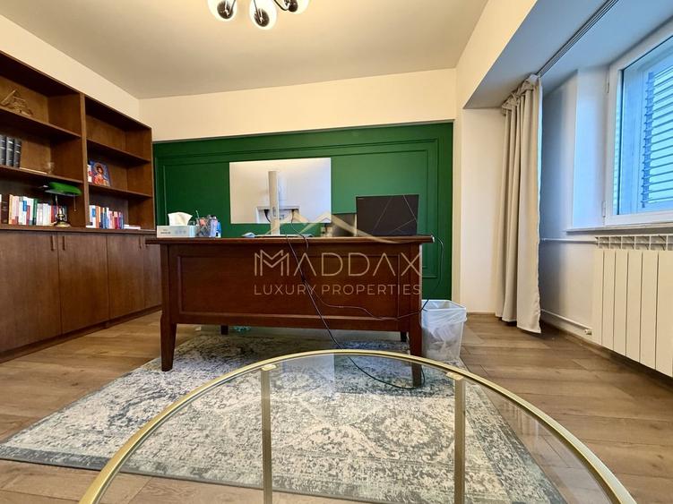 Apartament cu 4 camere *95mpc* // Bulevardul Unirii - 38