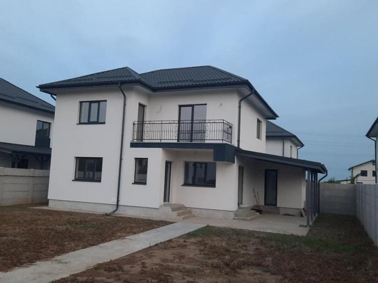 FARA COMISION casa cu 4 camere P+1+pod terasa camera tehnica beci la cheie - 1