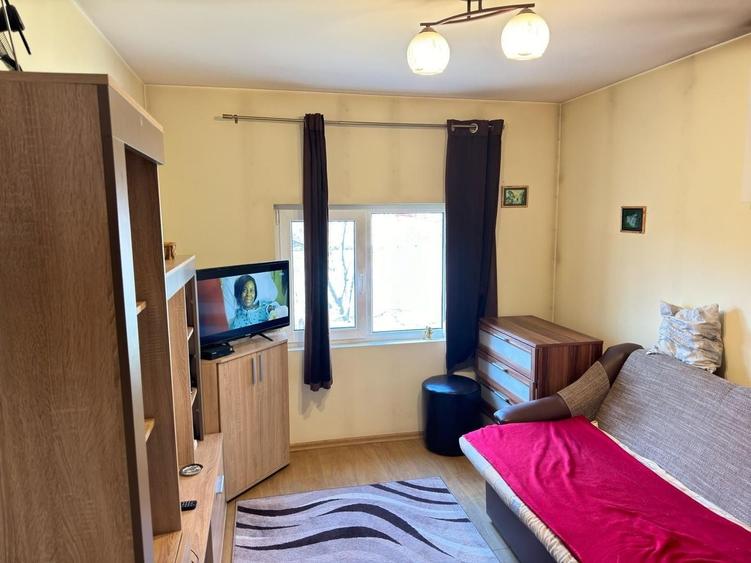 Casă individuală cu 6 camere cu Canalizare în Chiajna