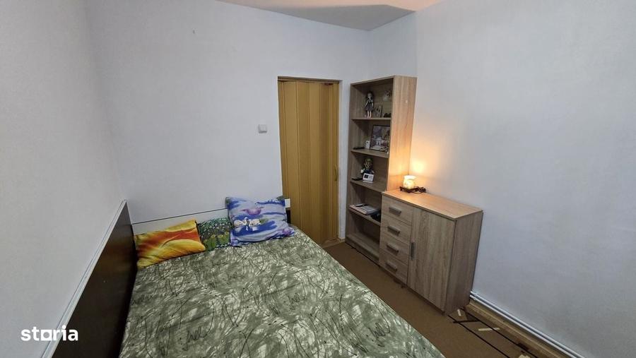 Apartament cu 2 camere în Micro 8