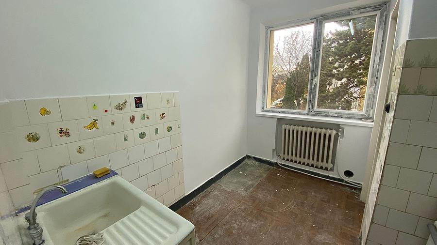 Apartament cu 2 camere semidecomandate , etaj 3 din 3 - Gruia , zona stadion CFR - 4