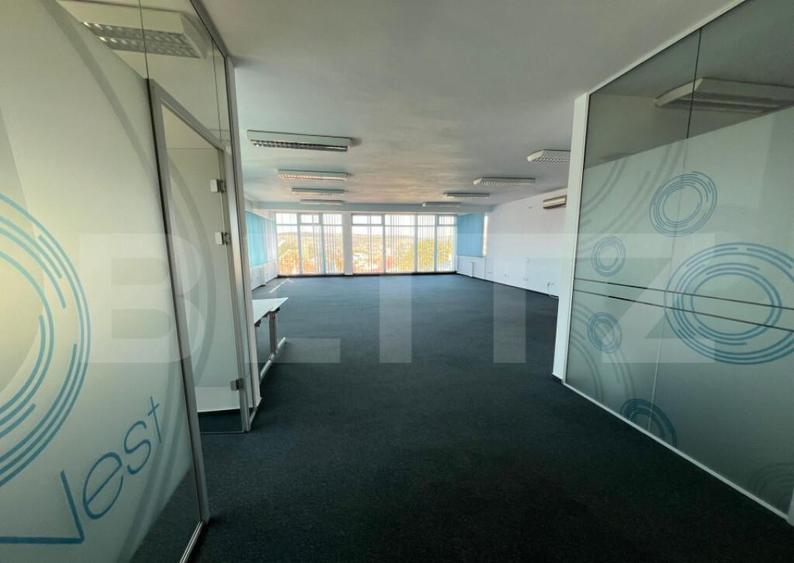 Spa?iu de birou, 140 mp, zona Str. Republicii - 11