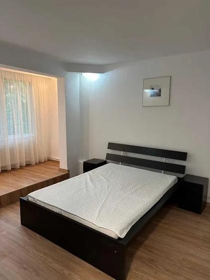 Apartament 3 camere, decomandat, 70 mp, centrala, ac, parcare, Brancoveanu - 1