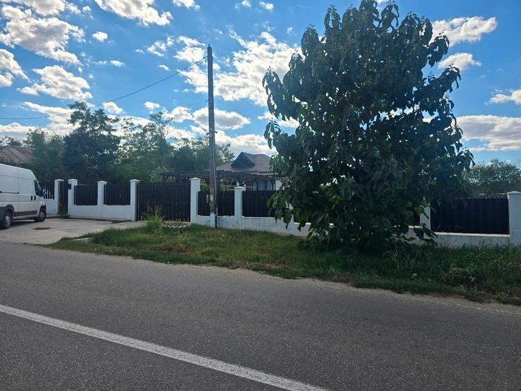 Casa de vanzare ,gaz,piscina etc - 2