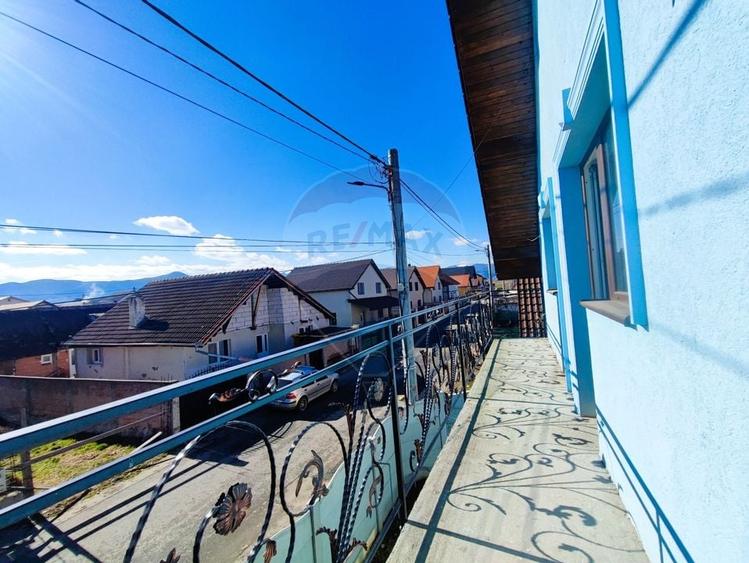 Casă / Vilă cu 5 camere de vânzare - 10