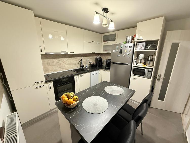 Casa 4 camere de vanzare, mobilata+utilata, pozitie accesibila - 7