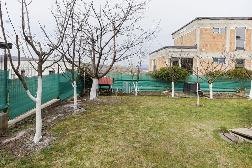 Duplex 386 mp teren 120 mp utili, 2 balcoane, 2 terase, Borhanciului - 35