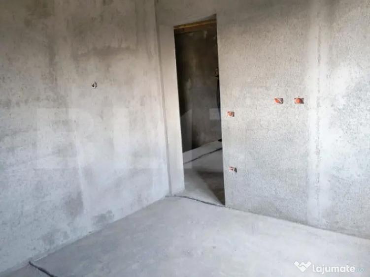 Casa spatioasa de vinzare,ideala pentru confort si liniste - 5
