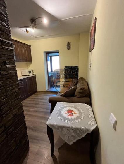 2 Cam Decomandat et 1/4 55 mp Trocadero Parcare A/C, - 5