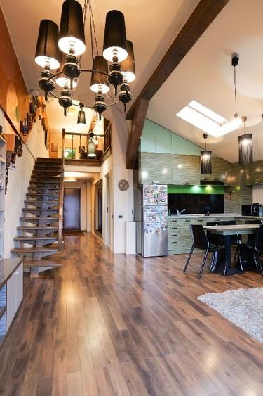 Penthouse pe două niveluri | 135 mp utili  . COMISION 0% - 12