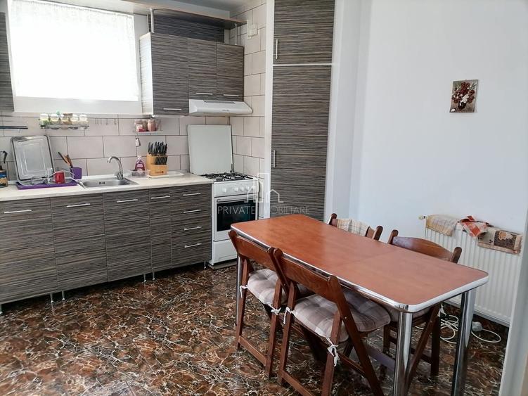 Casa De Vanzare, Zona Selgros, Ernei - 2