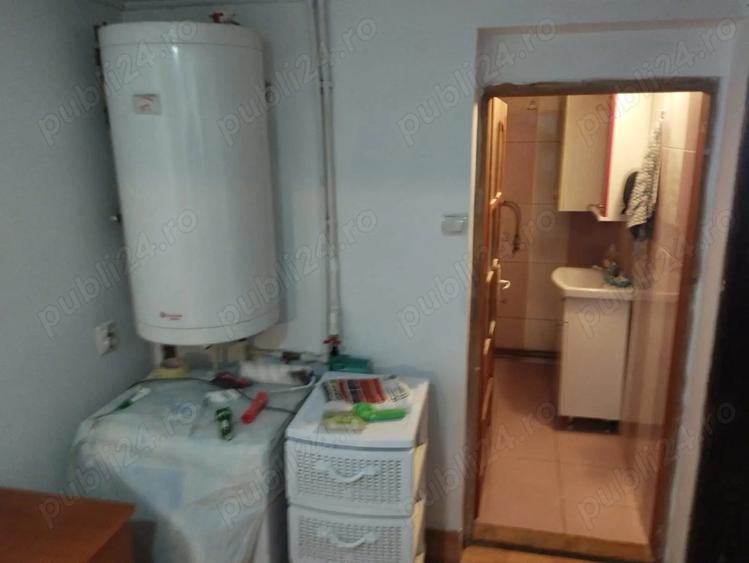 Vand casa cu trei camere 100 m2 in Buhusi, Bacau. - 8