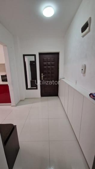 Vand apartament cu 2 cam