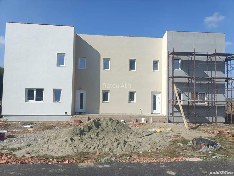 Vand 1 2 Duplex in Covaci .