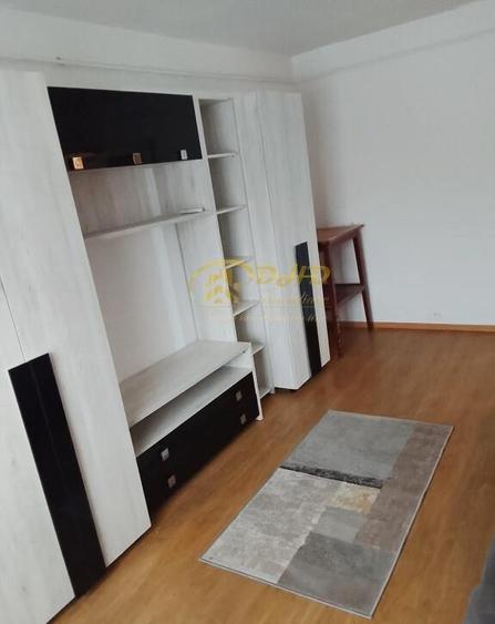 Apartament 2 camere decomandat in Podul de Fier - 10