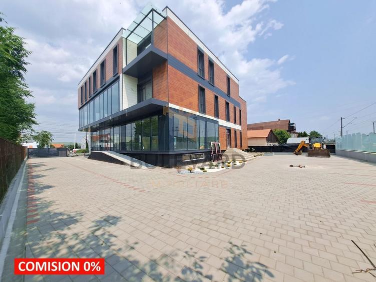 Cladire comerciala situata la drum intens circulat, 1365 mp utili + 20 parcari - 6