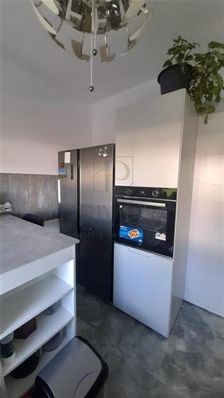Duplex generos ca spatii - zona buna - 4 camere - mobilat - 6