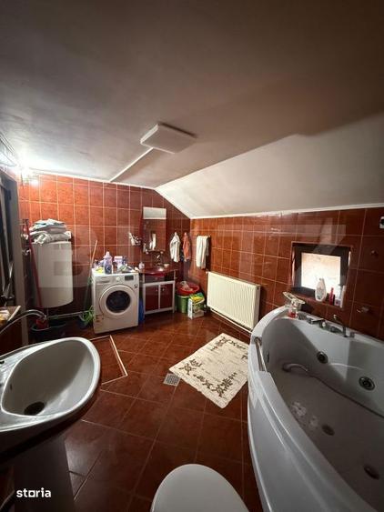 Casa de vanzare, la 11 km de Targu Jiu - 9