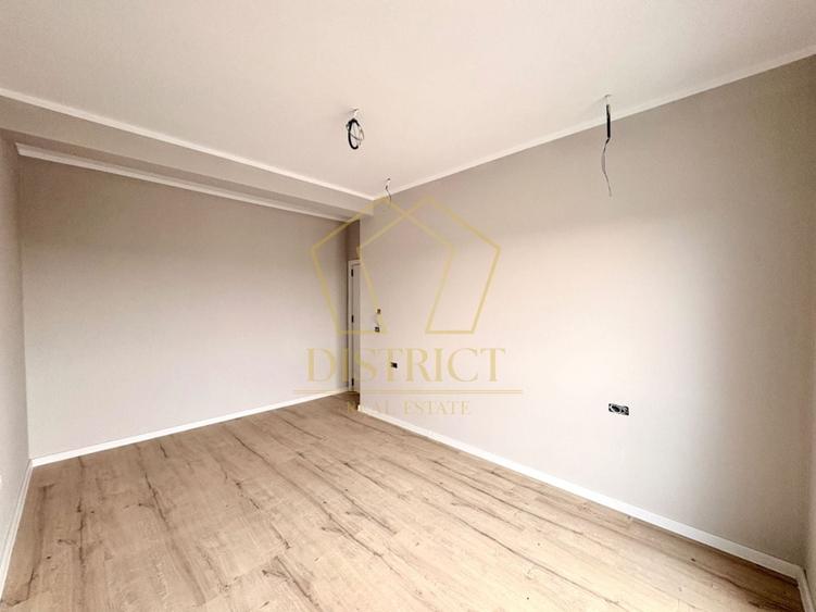 Duplex cu 4 camere, despărțit prin camera tehnica | Mosnita Veche - 8