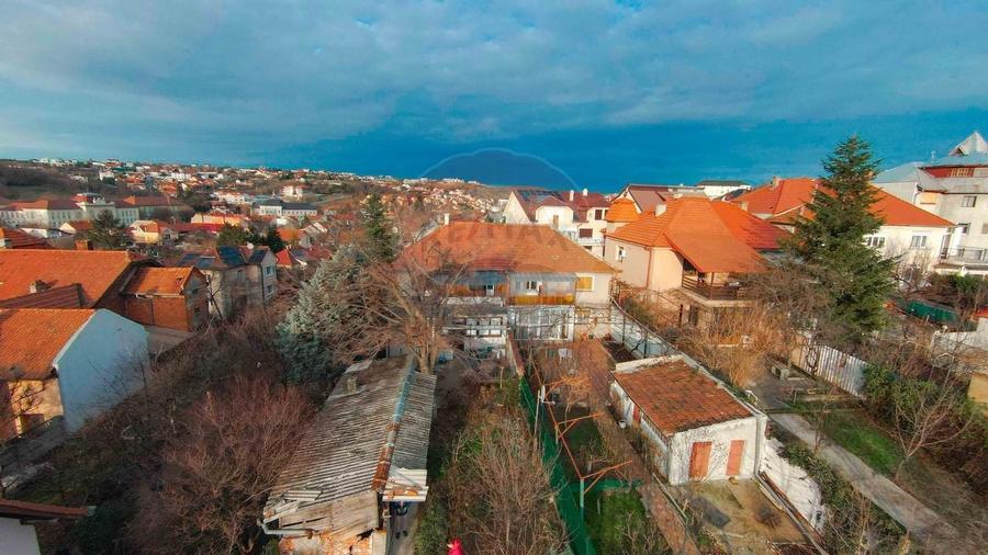 De vânzare casă 5 camere, teren 508 mp, în zona Ciuperca - 14