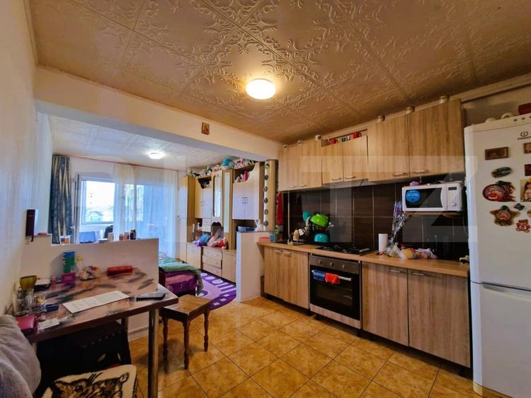 Apartament 2 camere, 38mp + balcon, zona Penny - 1