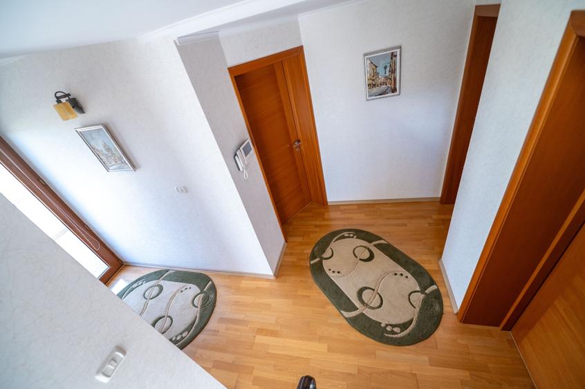 Exclusivitate, Poiana-Centru, P+1, 1640mp teren, 450mp SU, mobilata,utilata - 43