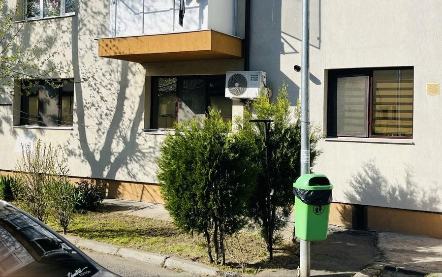 Vand apartament cu 2 camere etaj parter - 1