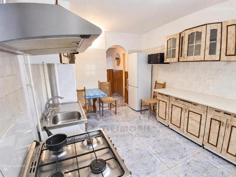 Apartament cu 4 camere decomandat în Lunca Cetățuii
